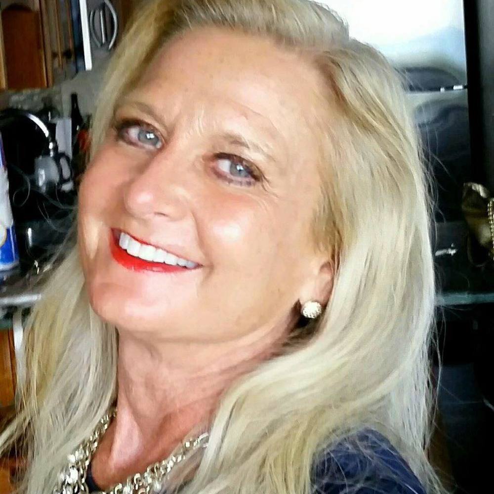 Meet your Posher, Cindy